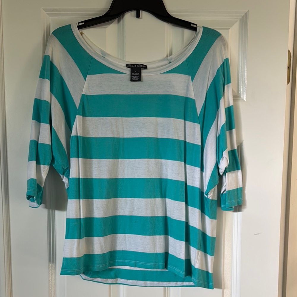 Chelsea & Theodore Blue and Green 3/4 Sleeve Relaxed Tunic